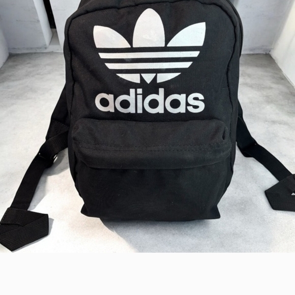 Adidas backpack and slides bundle set size 12 little kids - Picture 4 of 12